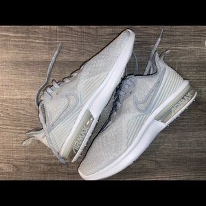 Women’s Grey Nike Air Max 2018